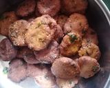 A picture of step 4 of #Ga 4# week 19 # Methi Vada.