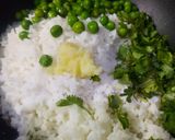 A picture of step 2 of Green Peas Jeera Rice.