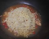 Foto langkah ke 4 dari resep Mie Sarden.