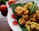 Foto langkah ke 5 dari resep Bakwan Brokoli Putih/Kembang Kol.