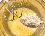 Foto del paso 4 de la receta: Pastel con glaseado “crema de almendras” (Cake with “almond cream” icing)
