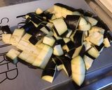 Une image de l'étape 3 de Aubergines, carottes et ciboules au lard et curry.