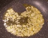 Foto del passaggio 1 della ricetta Pollo al limone