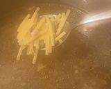 Foto del paso 3 de la receta: Caldo de gallina con fideos, para reanimarse y curarse