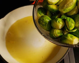 Foto del paso 3 de la receta: Repollo de Bruselas salteados