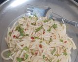A picture of step 3 of Spagetti Aglio E Olio.