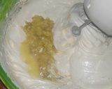 Foto langkah ke 4 dari resep Bolu pisang kukus.