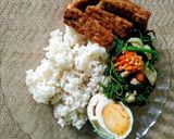 Foto langkah ke 3 dari resep Tumis Bayam Toping Ayam~~.