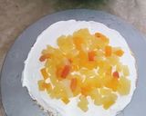 A picture of step 3 of Fresh cocktail cake.