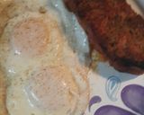 A picture of step 2 of Leftover Meatloaf low-carb Breakfast.