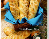 Foto langkah ke 10 dari resep Roti Parmesan Cheese Parmesan Breadstick empuk tapi kokoh.