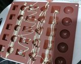 Foto del paso 6 de la receta: Bombones con relleno de café