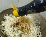 हक्का नूडल्स जीनी मिनी डोसा रेसिपी चरण 4 फोटो