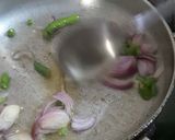 A picture of step 3 of Schezwan Noodles.
