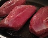 Une image de l'étape 2 de Magret de canard et ses champignons.