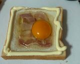 A picture of step 3 of Mayonnaise & Egg Toast.