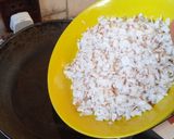 A picture of step 5 of Sweet coconut flakes.