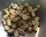 รูปขั้นตอนการทำที่ 2 ของ 🍄เห็ดผัดน้ำมันหอย 🍄
