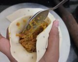 A picture of step 7 of Soya samosa.