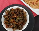 A picture of step 6 of Bhindi nu shak lady finger sabji.