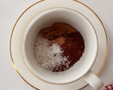 Foto langkah ke 1 dari resep Hot Chocolate Ala Dunkin Donuts.