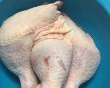 Töltött csirkecomb borsmártással🐓🍗🥗 recept fázis 3 fotója