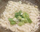 Foto langkah ke 1 dari resep Mie Kuah SKM.