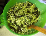 Foto del paso 2 de la receta: Budín de zapallitos y acelga