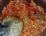 Foto langkah ke 6 dari resep Sambal Penyet Tempe Kemangi.