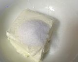 A picture of step 2 of Candy cane danish.