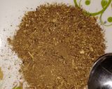 A picture of step 7 of Reshmi kabab Roll.