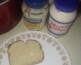 A picture of step 1 of Midwest Summer Tomato and Sweet Onion Sandwich.