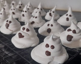 Foto del paso 1 de la receta: Fantasmas de merengue 👻