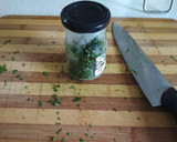 Foto del paso 2 de la receta: Perejil siempre fresco