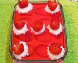 A picture of step 7 of Strawberry Delight.