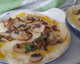 Foto del paso 8 de la receta: Ñoquis caseros con bechamel y setas al aceite de trufa