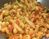 A picture of step 4 of Vegetable Macaroni.