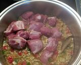Foto del paso 1 de la receta Arroz caldoso, con magro de cerdo y costilla