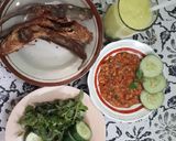 Foto langkah ke 7 dari resep Sambal trasi pecel lele.