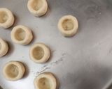 A picture of step 4 of Kaju chocolate cups.