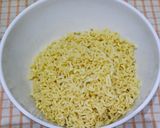 Foto langkah ke 3 dari resep Bola-Bola Mie.