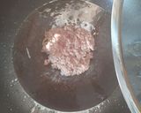 Hình bước làm 3 của món Hamburger bò trứng