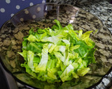 Foto del paso 1 de la receta: Ensalada tropical de supervivencia
