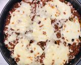 A picture of step 5 of Cheesy Rigtoni Pie.