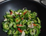 Foto langkah ke 3 dari resep Tumis pare&tempe.