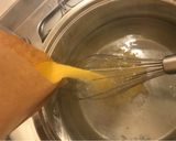 Foto del passaggio 2 della ricetta Polenta integrale viola 💜 con fonduta di taleggio