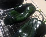 Foto del paso 1 de la receta: Chile relleno en caldo