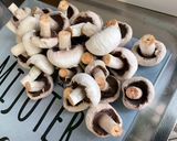 Une image de l'étape 7 de Champignons de Paris à l’ail frais, crème et coriandre.