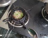 रवा ढोकला (Rava dhokla recipe in hindi) रेसिपी चरण 2 फोटो