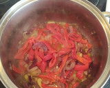 Foto del paso 3 de la receta: Pimientos de piquillo rellenos de bacalao en salsa de pimiento